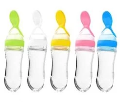 Merkloos Baby Fles - Lepel - Knijpfles Voedingslepel ROZE